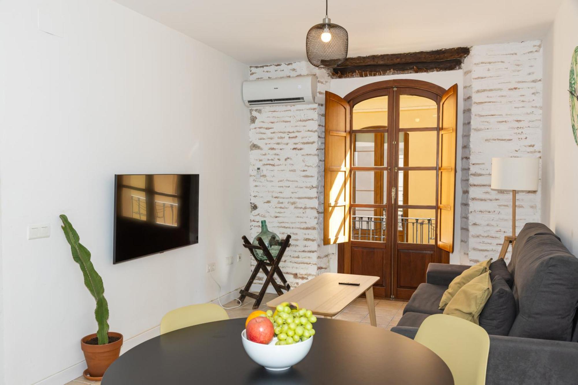 Picasso'S Neighbor Apartment Malaga Luaran gambar