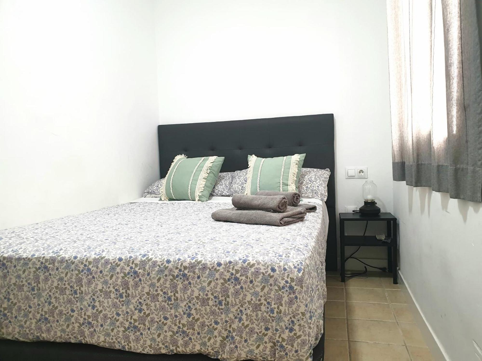 Picasso'S Neighbor Apartment Malaga Luaran gambar